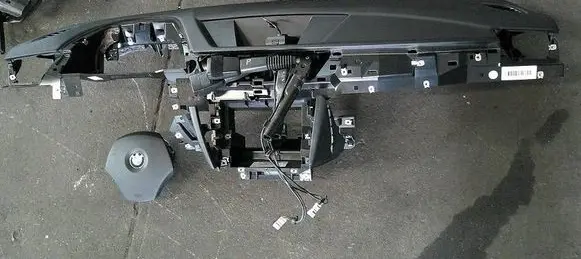 BMW X1 E84 Dashboard 0000