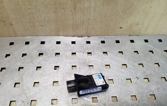Honda CR-V Airbag deployment crash/impact sensor 77970S9AB812M1