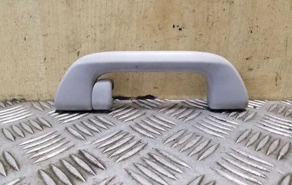Honda CR-V Rear interior roof grab handle