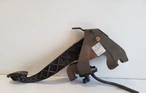 Volkswagen Transporter - Caravelle T5 Clutch pedal 7H1721059E 7H1721315