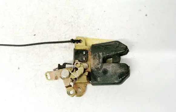 Skoda Superb B5 (3U) Tailgate/trunk/boot lock/catch/latch 827505