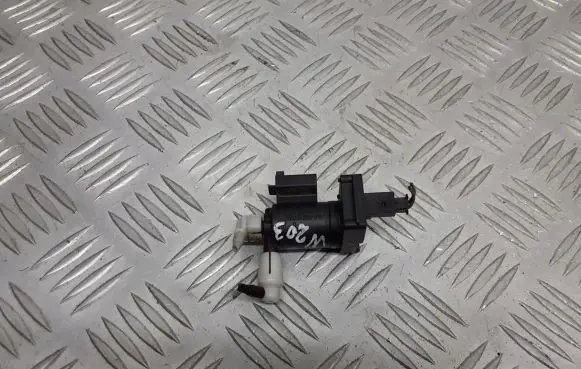 Mercedes-Benz C W203 Valve vacuum A2038000178