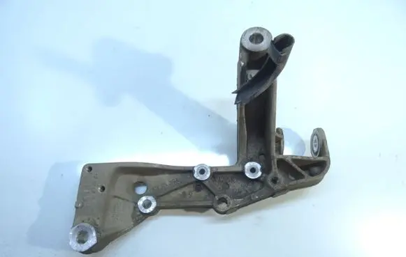 Volkswagen Touran II Engine mounting bracket 1K0199285E