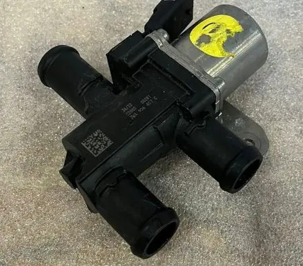 Volkswagen Tiguan Electromagnetic valve 3WA906457C