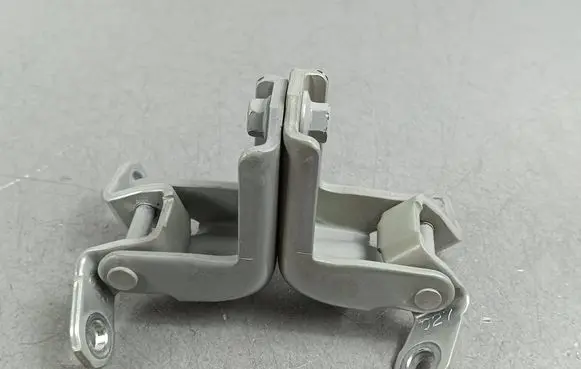 Mitsubishi Outlander IV Front door hinge set 