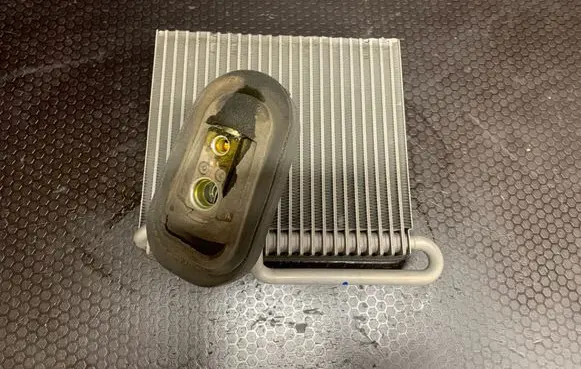 Opel Zafira B Air conditioning (A/C) radiator (interior) L8740001
