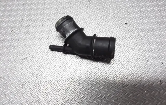 Volkswagen Golf IV Engine coolant pipe/hose