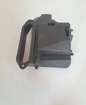 Volkswagen PASSAT B5 Fuse box cover 8D1907355B