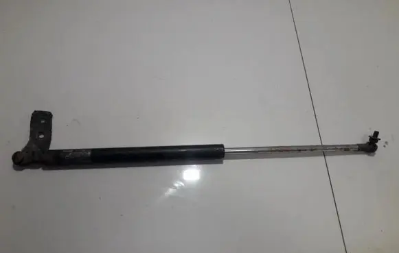 Mazda 323 Tailgate/trunk strut/damper