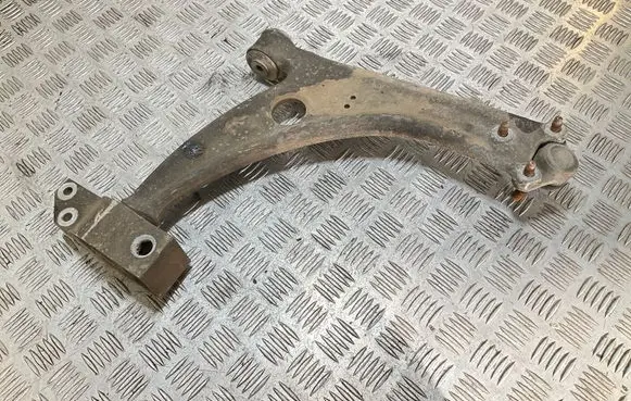 Volkswagen PASSAT B6 Front lower control arm/wishbone 3C0407153B