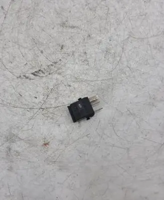 BMW 5 E34 Other relay V23073B1005X18 61361393412