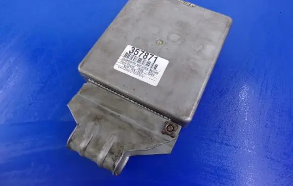 Ford Focus Engine control unit/module ECU 98AB-CFJ