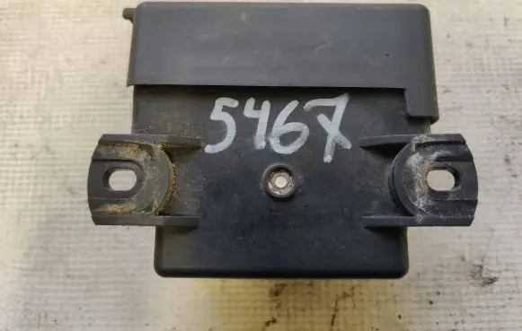 Volkswagen II LT Glow plug pre-heat relay 2D0911253 899063000