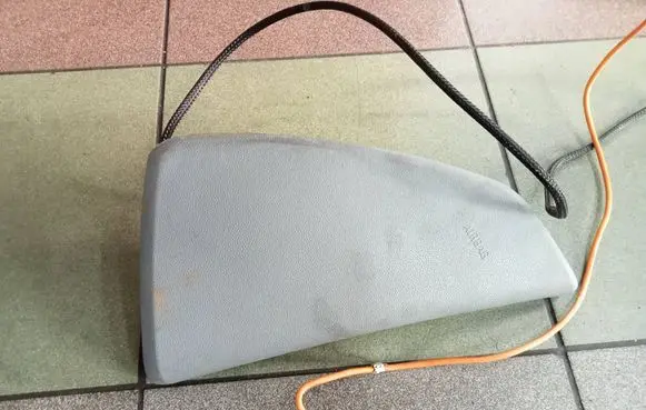 Opel Astra H Front door airbag 13139838 XBM41171137 601292901C