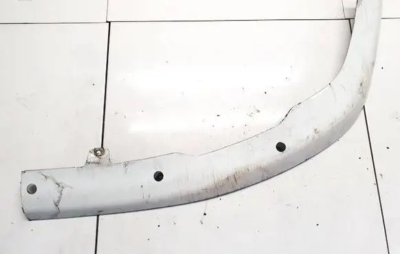 Toyota Corolla Verso AR10 Front bumper lip 768510F020