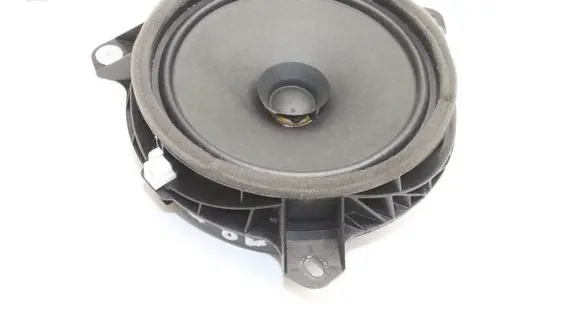 Toyota C-HR I Rear door speaker