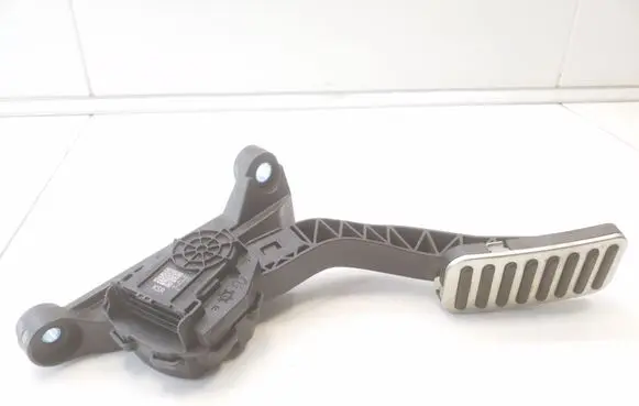 Hyundai Ioniq Accelerator throttle pedal 3274003100 32700G2130
