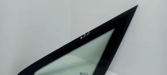 Opel Zafira A Front triangle window/glass