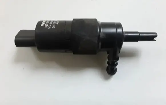 Skoda Superb B6 (3T) Windscreen/windshield washer pump 3B7955681