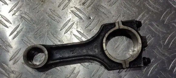 BMW 5 E39 Connecting rod/conrod 