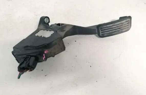 Toyota Yaris Accelerator throttle pedal 781100d010