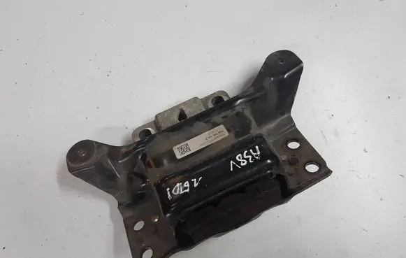 Audi A3 S3 8V Engine mount bracket 5Q0199555RIAUTOPI 5Q0199555R