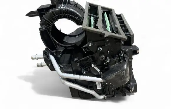 Opel Astra L Interior heater climate box assembly housing T71590C