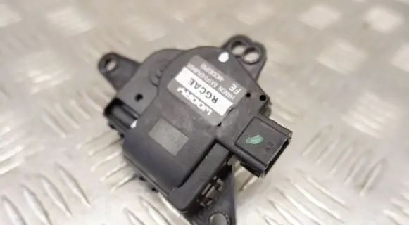 Hyundai Tucson IV NX4 A/C air flow flap actuator/motor EA1F0ERJBA01