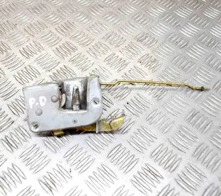 Mercedes-Benz SLC C107 Front door lock 1077200435 A1077200435