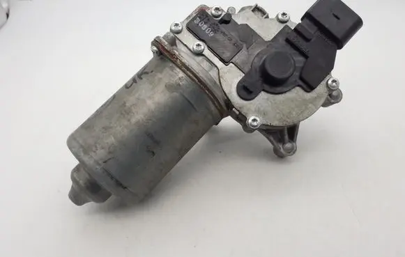 Skoda Fabia Mk2 (5J) Wiper motor 5J2955113A