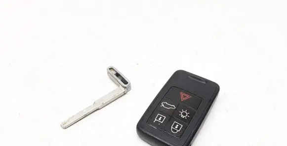Volvo V60 Ignition key/card 8676873