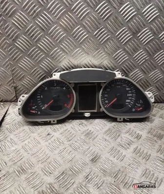 Audi A6 S6 C6 4F Speedometer (instrument cluster) 5550007301