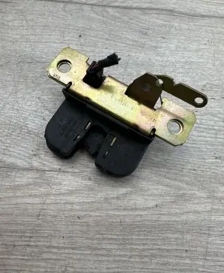 Volkswagen New Beetle Tailgate/trunk/boot lock/catch/latch 1C0827505C