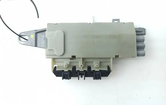 Mercedes-Benz E W211 Aerial antenna amplifier A2118203089 921869001