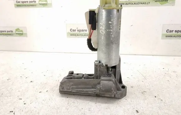 Porsche Cayenne (9PA) Front driver seat rail BOSCH 0130002532