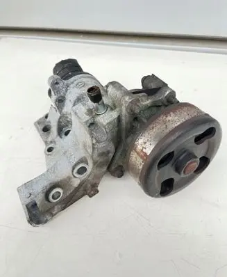 Nissan Qashqai Thermostat/thermostat housing 