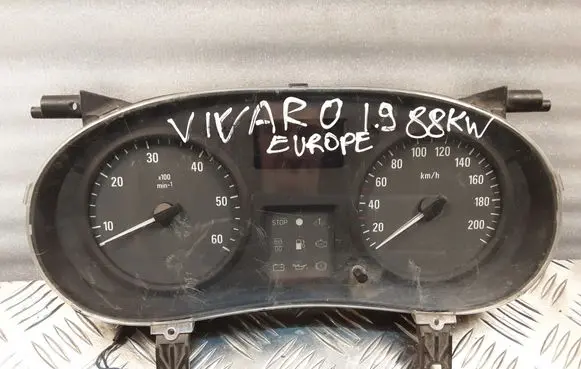 Opel Vivaro Speedometer (instrument cluster) P8200390135