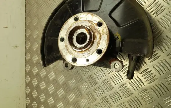 MG ZS Front wheel hub 10726700