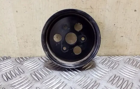 KIA Sportage Water pump pulley 