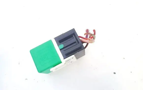 Mercedes-Benz Vaneo W414 Other relay 0025422319