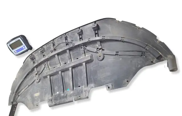 Ford Mustang VI Engine splash shield/under tray FR3B6A975CC