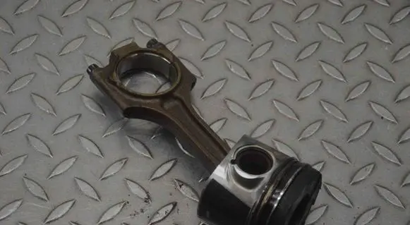 Piston