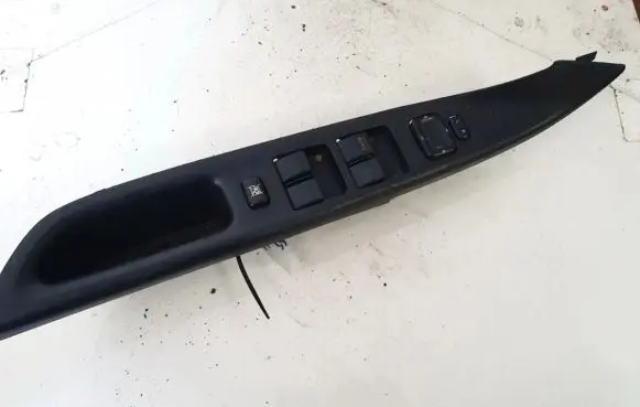 Mazda 6 Electric window control switch gj6A684l6 gj6A-684l6