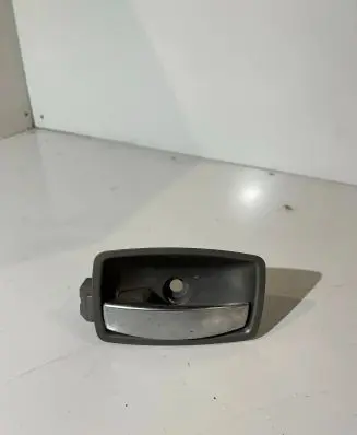 BMW 7 E65 E66 Front door interior handle 7024303