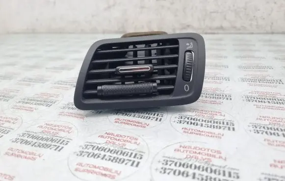 Volkswagen PASSAT B6 Dashboard side air vent grill/cover trim 3C1819701E