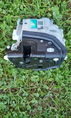 Audi A1 Front door lock 8X1837016Cp 8X1837016C