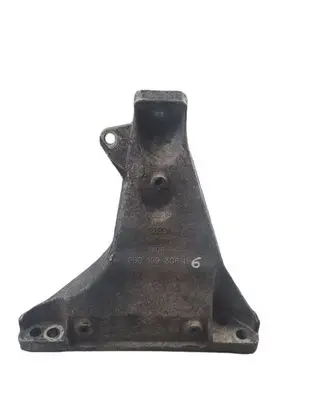 Volkswagen PASSAT B5 Engine mounting bracket 8D0199308L