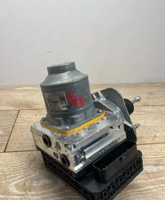 BMW 5 G60 G61 ABS Pump 5A96C05