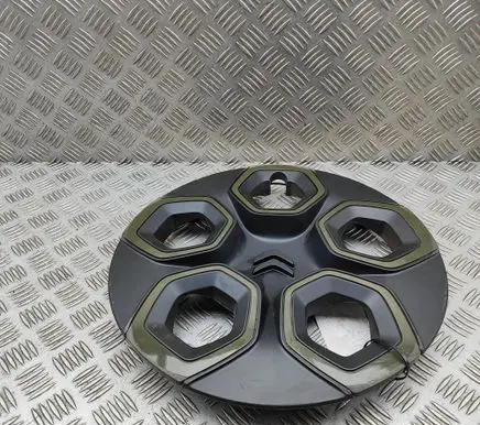 Citroen AMI electric R20 wheel hub/cap/trim 100557926