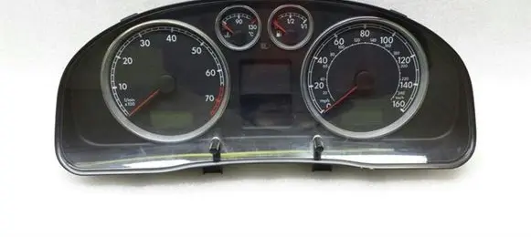 Volkswagen PASSAT B5.5 Speedometer (instrument cluster) 3B0920927